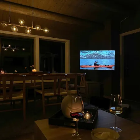 A Stone's Throw Away From Rorvikstranda, In Beautiful Lofoten!