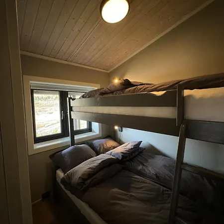 Feriehus A Stone's Throw Away From Rorvikstranda, In Beautiful Lofoten! *