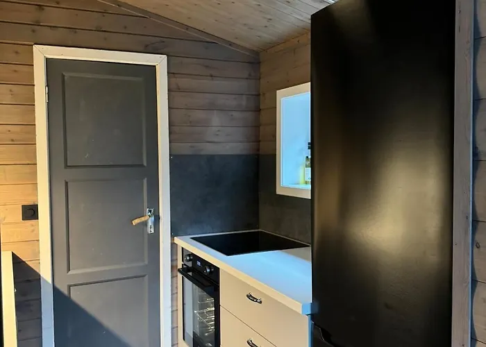 בית נופש A Stone's Throw Away From Rorvikstranda, In Beautiful Lofoten!