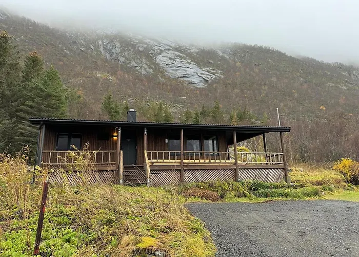 בית נופש A Stone's Throw Away From Rorvikstranda, In Beautiful Lofoten! *