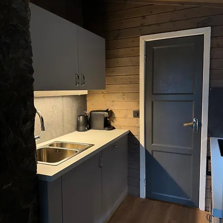 Casa de Férias A Stone's Throw Away From Rorvikstranda, In Beautiful Lofoten!